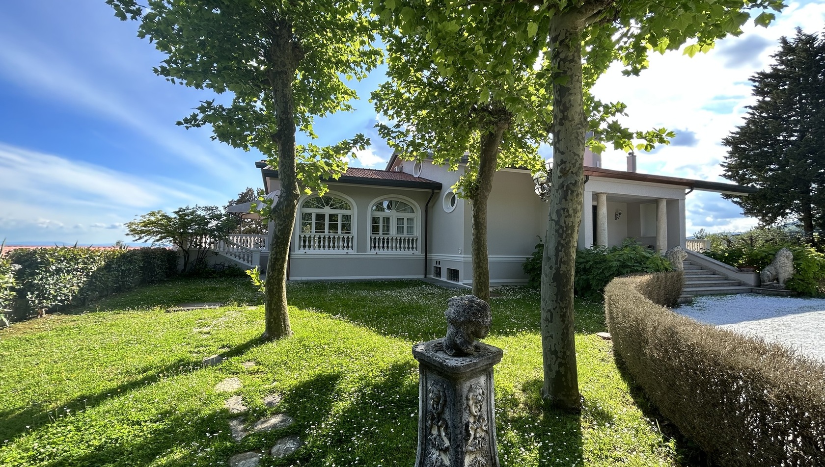 villa-alfresco-exterior-ground-2