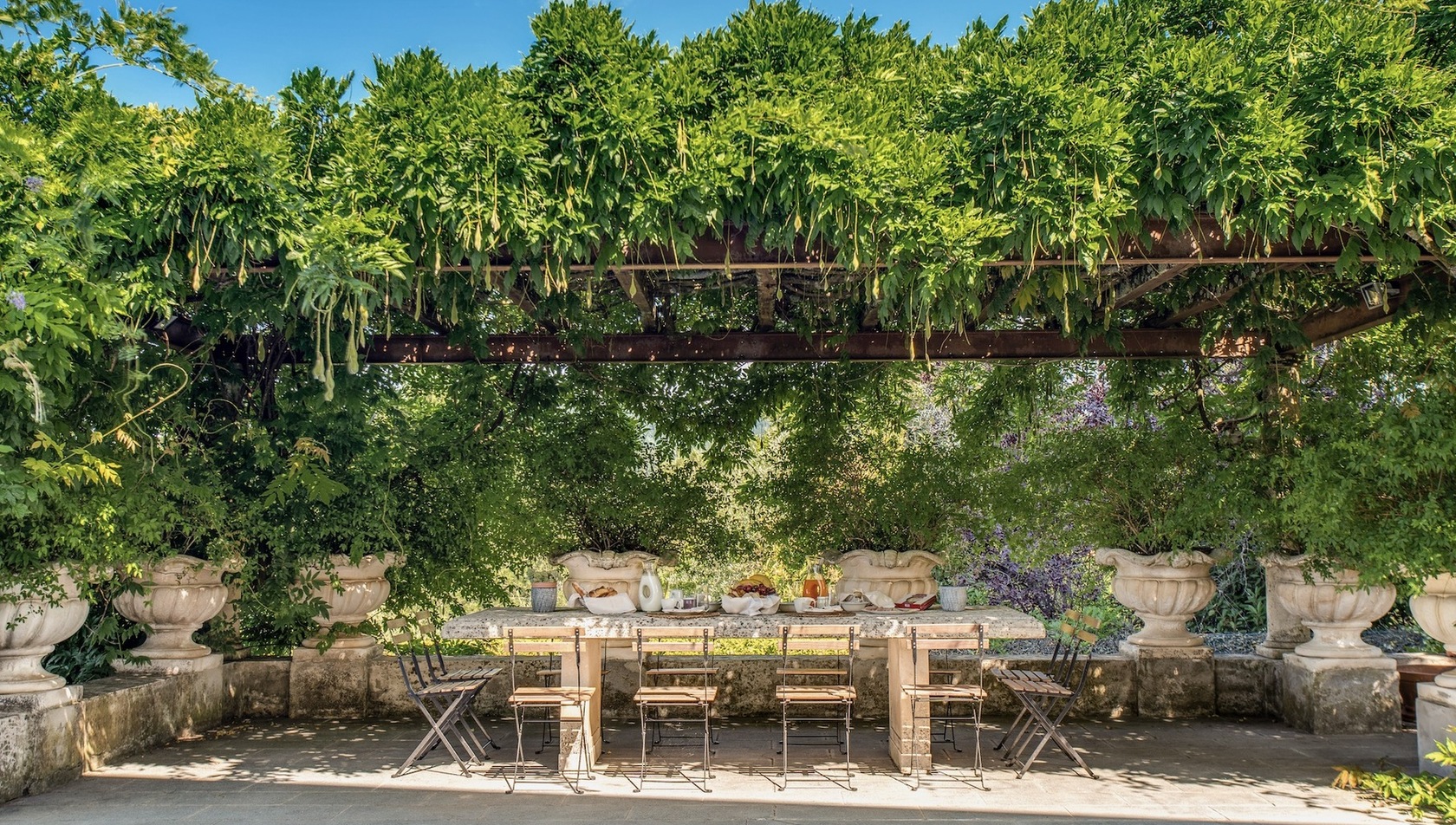 Villa-Alfresco--tuscany-Alfresco-table2